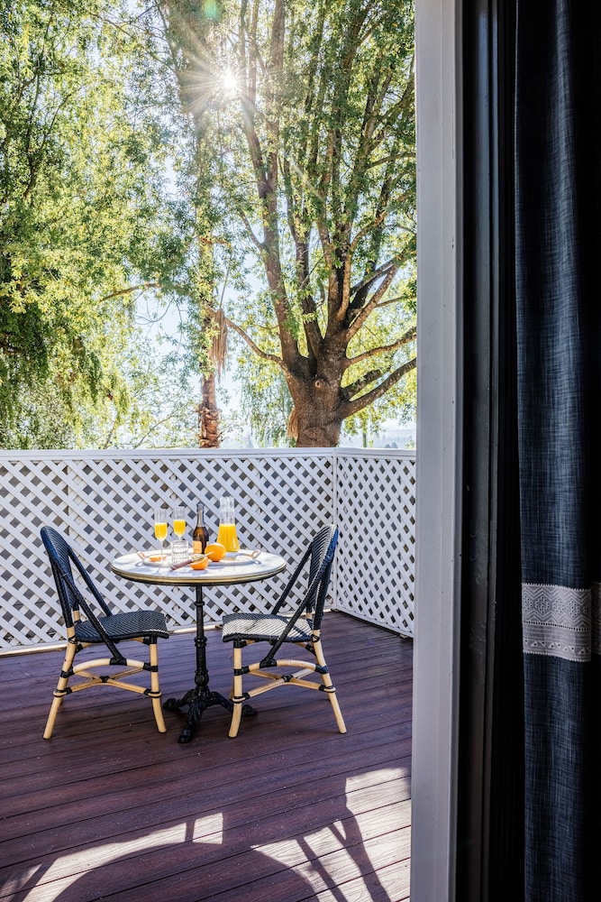 The Madrona - photo 8