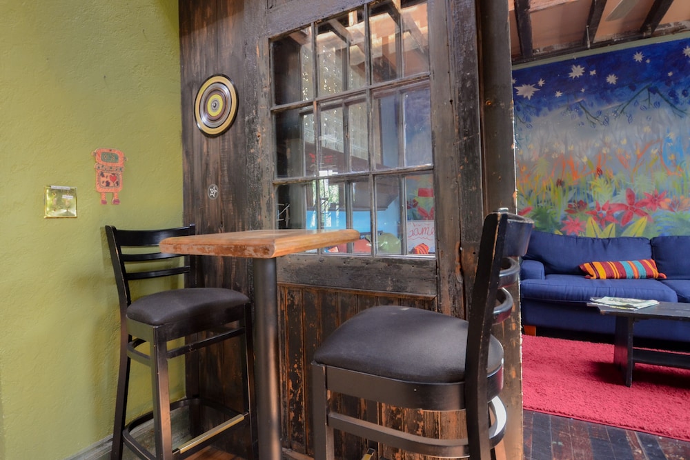 Michie Hostel - photo 33
