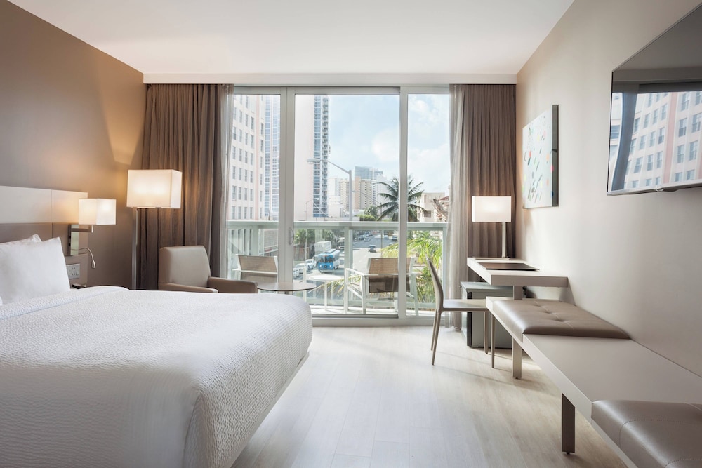 AC Hotel by Marriott Miami Beach - photo 16