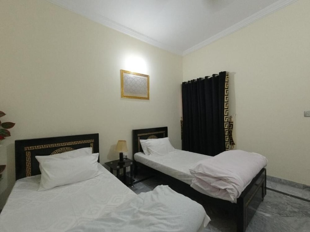 Room room Cozy Guest Room in Rawalpindi in Rawalpindi, Pakistan