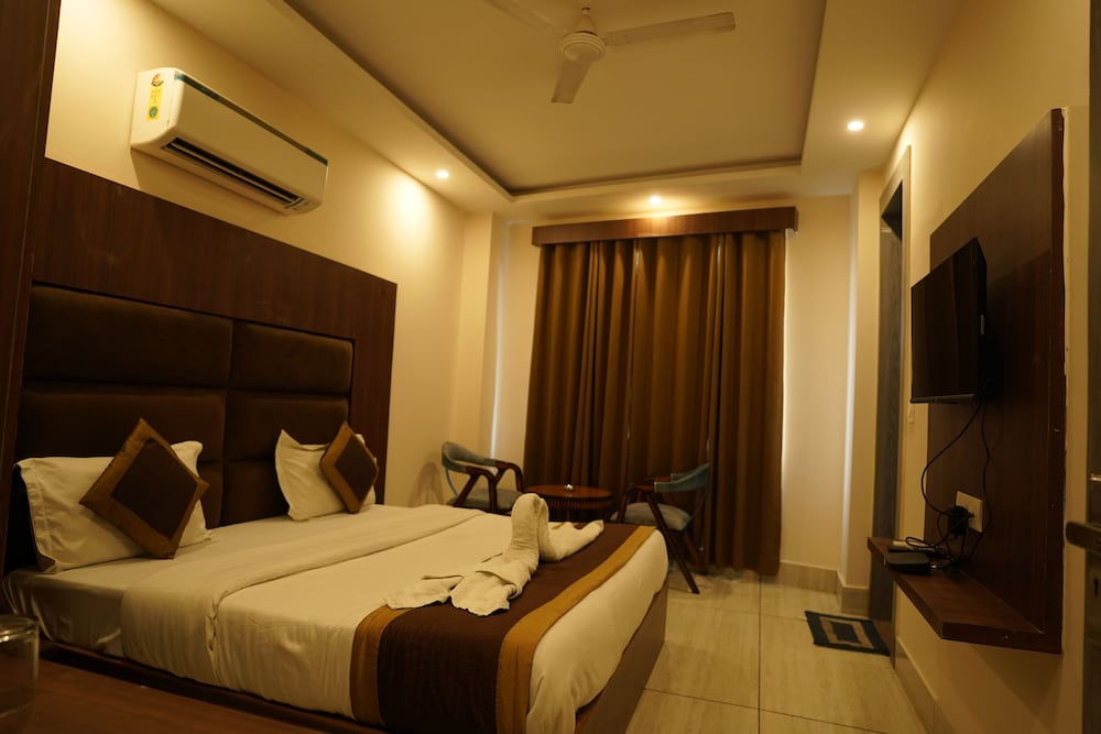 Hotel Divine Aura A Premium Hotel in Haridwar, India