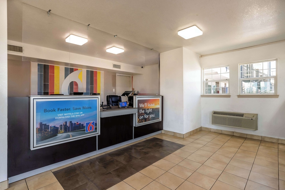 Studio 6 Fort Worth TX Stockyards East - photo 4