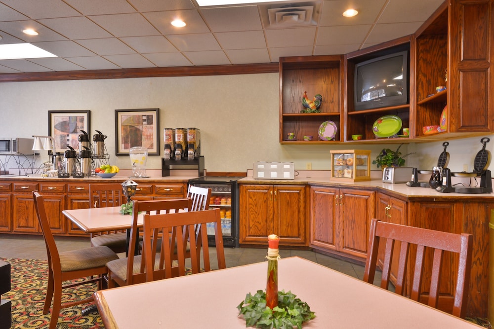 The Dels Pittsburg - photo 47