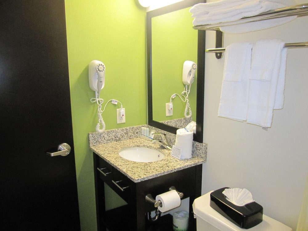 Cresthaven Inn JFK - photo 37
