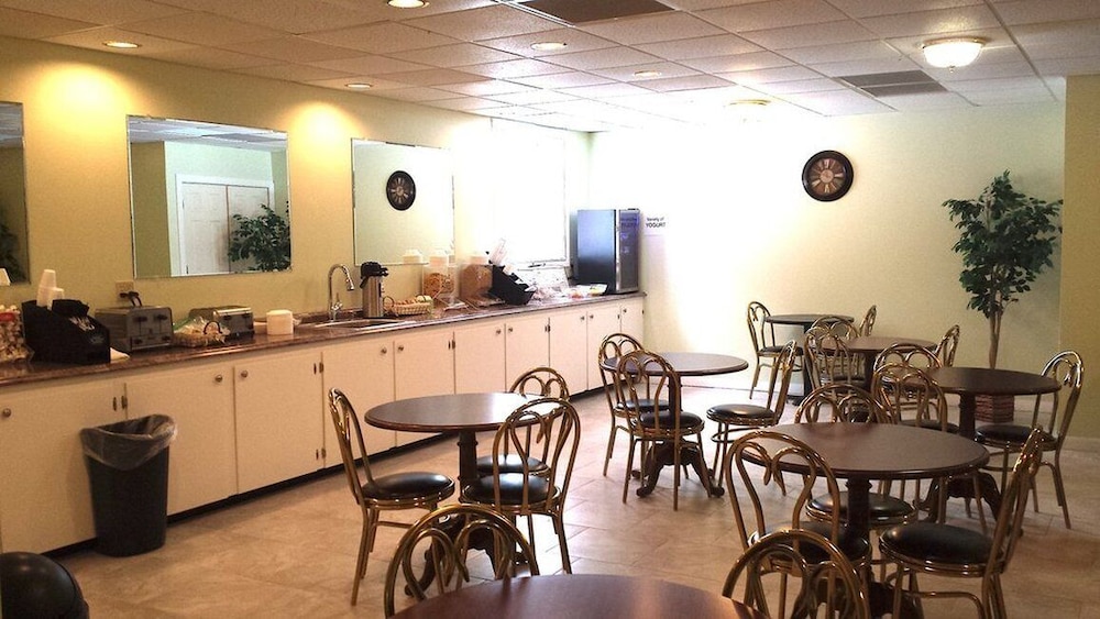 Baxter Park Inn - photo 28