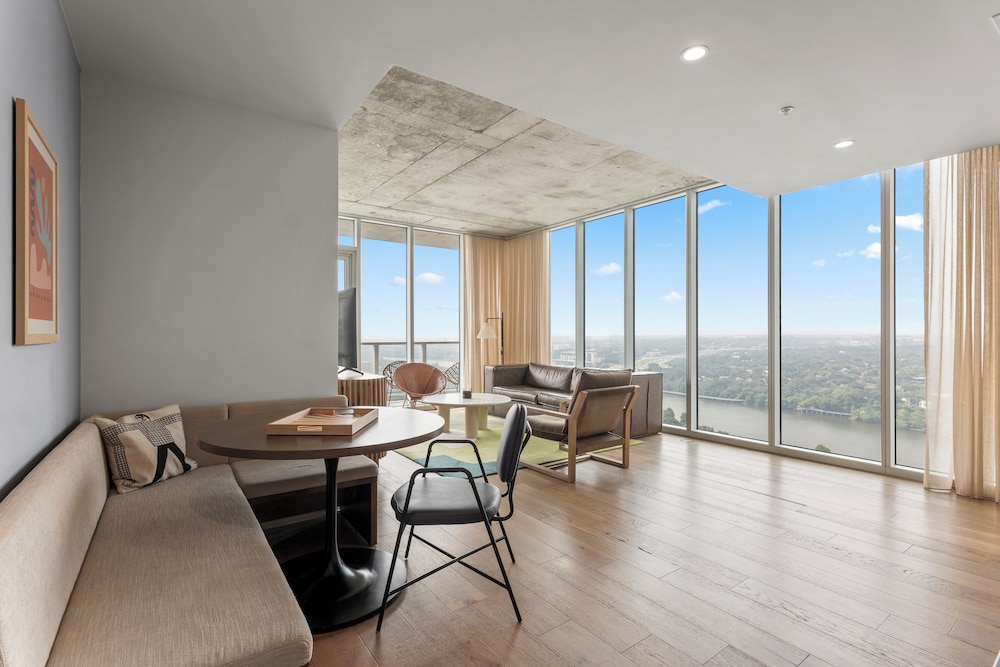 Austin Condo Hotel - photo 286