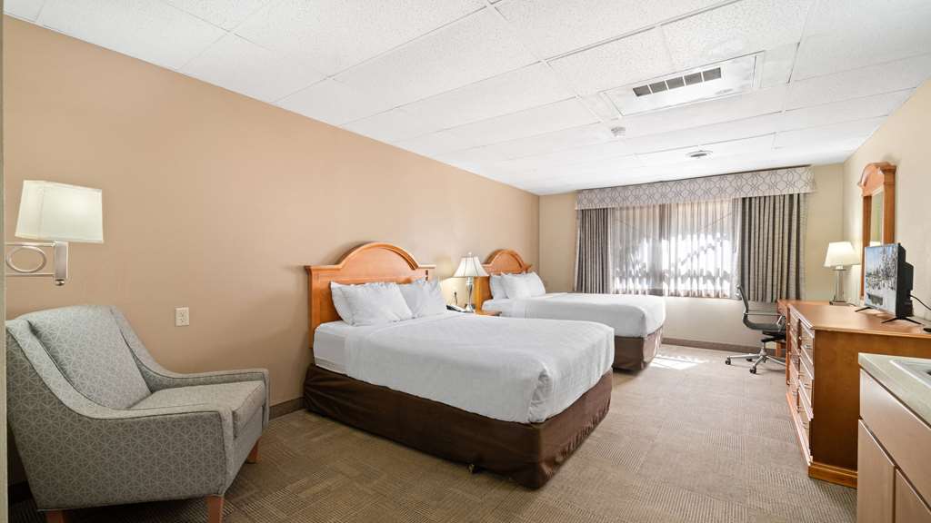 Clarion Hotel & Suites Fairbanks near Ft. Wainwright - photo 21