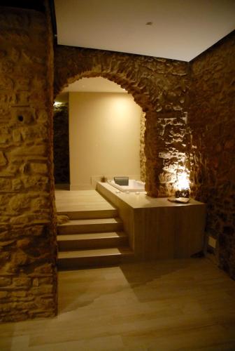 Kaaba Aragon home holiday — 4-Star Luxury Hotel in Montalbano Elicona, Italy