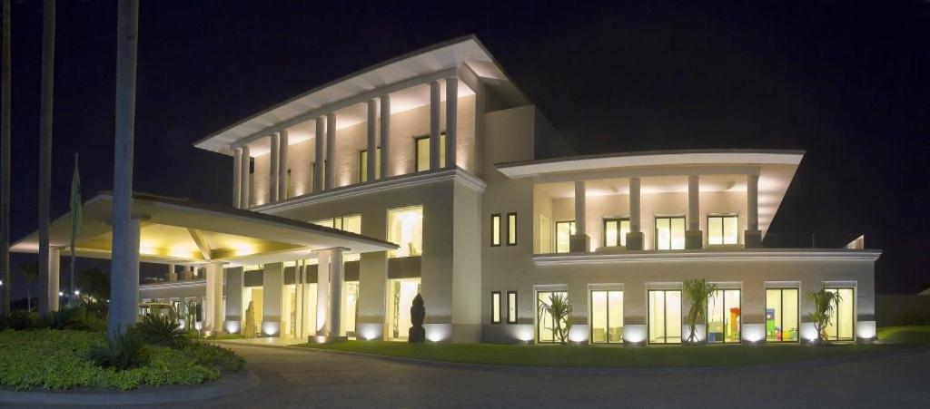 Casa Ohana Acapulco Diamante — 4-Star Luxury Hotel in Acapulco De Juarez, Mexico