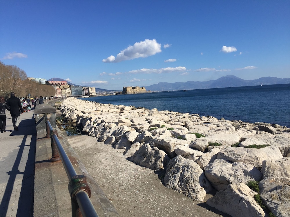 Il SanFilippo Apartments and Rooms — 4-Star Luxury Hotel in Naples, Italy
