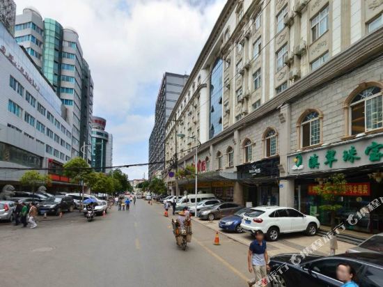 Kunming He Ri Jun Hotel - carbon neutral hotel in Kunming