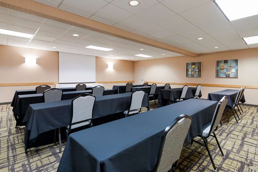 Best Western Holiday Lodge - photo 9
