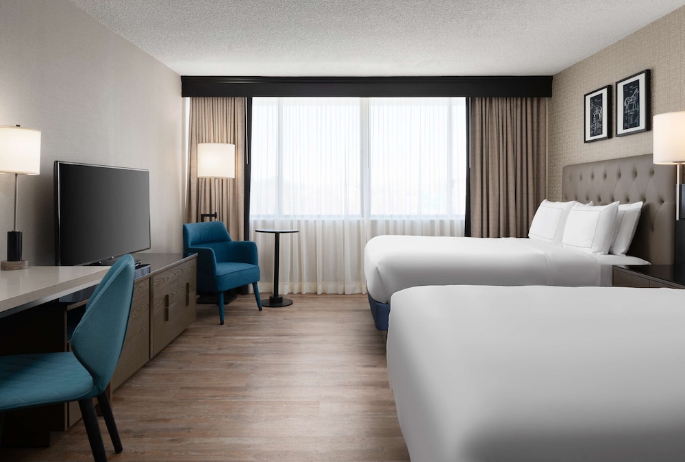 DoubleTree By Hilton Baltimore North Pikesville - photo 11