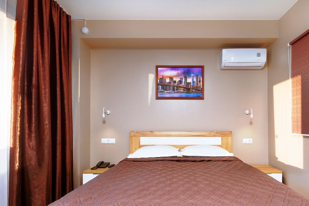 Hotel Discovery — hotel in Novosibirsk