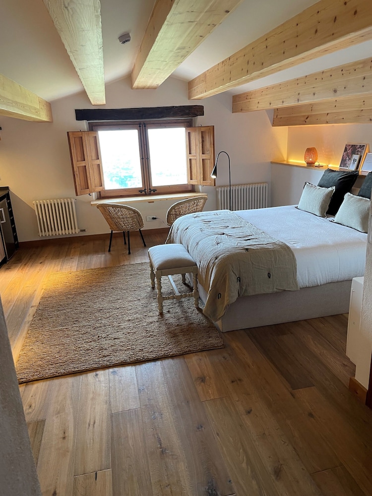 Hotel Santa Llucia Rupit — Girona — photo 5