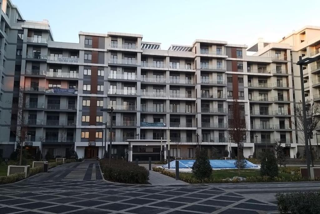 Iris Apartments A — 4-Star Luxury Hotel in Tashkent, Uzbekistan