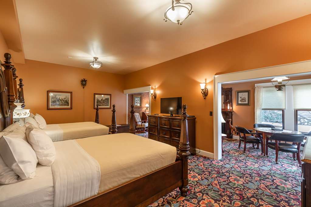 Steele Mansion - photo 37