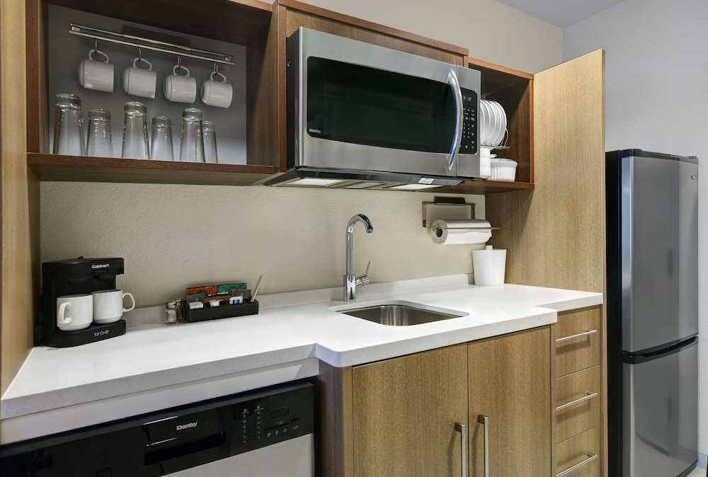 Home2 Suites by Hilton Richmond - photo 14