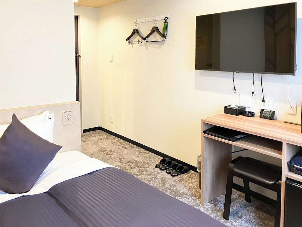 Hotel Livemax Chofu Ekimae — hotel in Chofu