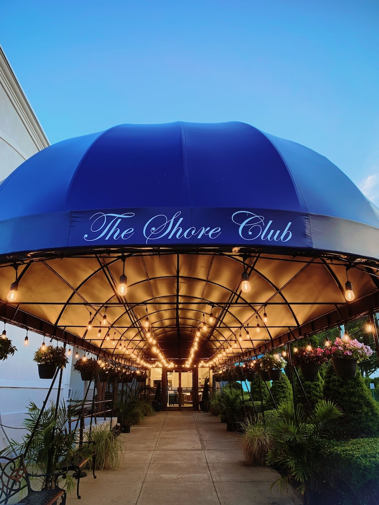 The Shore Club — Spring Lake