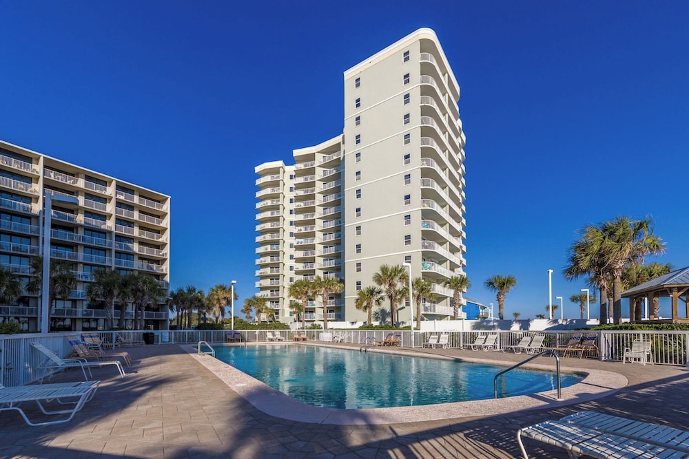 Seaside Beach & Racquet Club 2207 — 4-Star Luxury Hotel in Orange Beach, United States