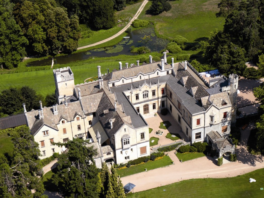 Castello Dal Pozzo — hotel in Oleggio Castello