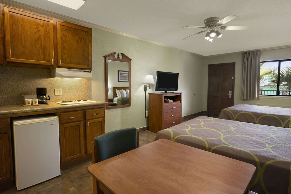 Super 8 by Wyndham South Padre Island - photo 11