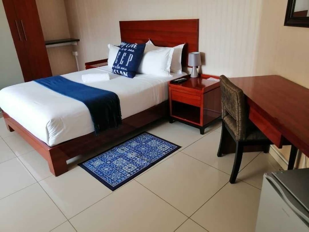 Best Inn Hotel — hotel in Palapye