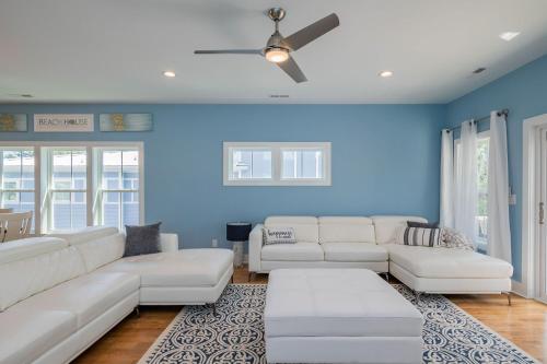 Paradise Pointe by Oak Island Accommodations - photo 27