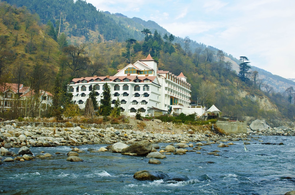 Mastiff Grand Manali — hotel in Manali