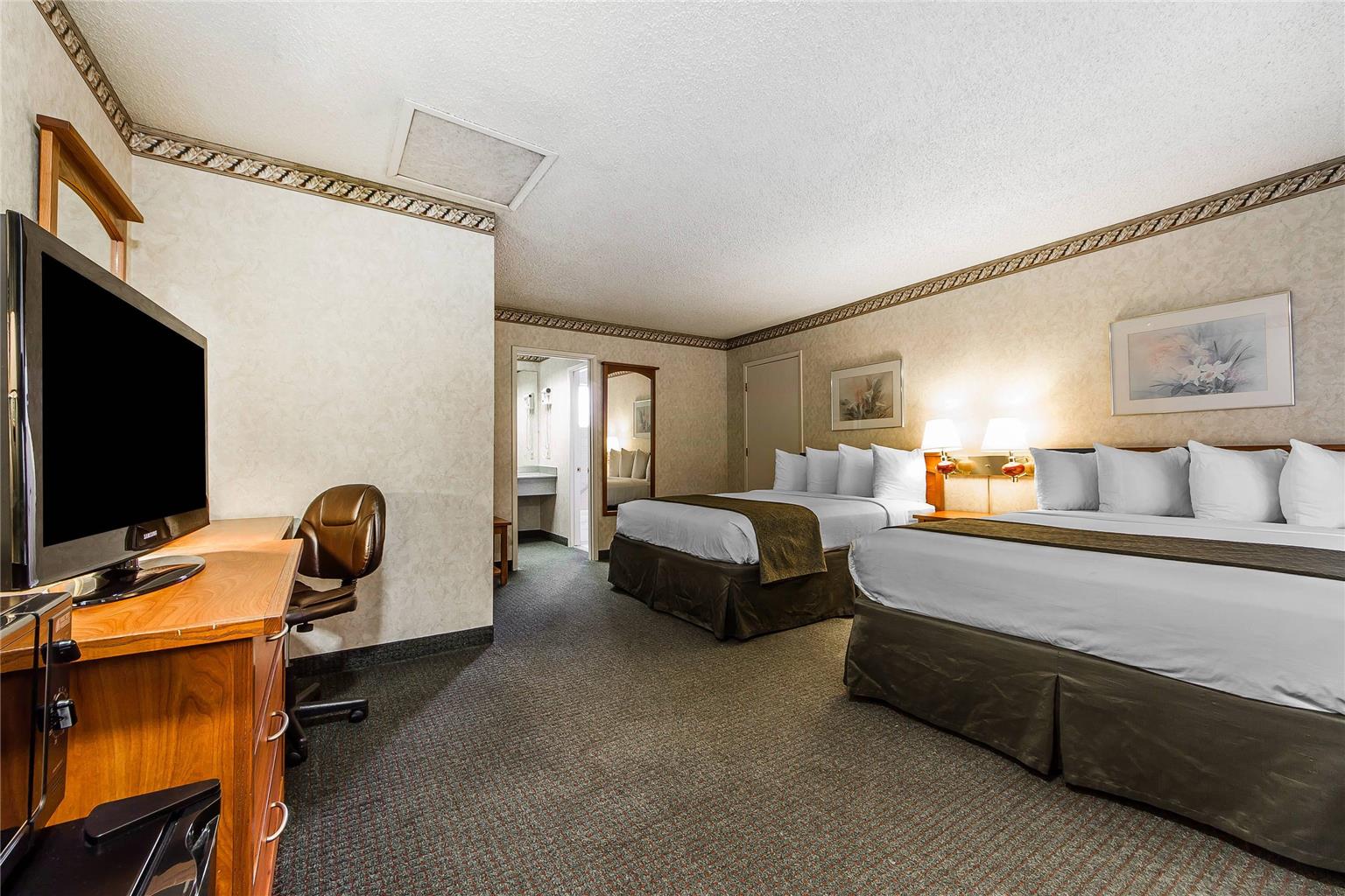 Quality Inn & Suites Silicon Valley - photo 7