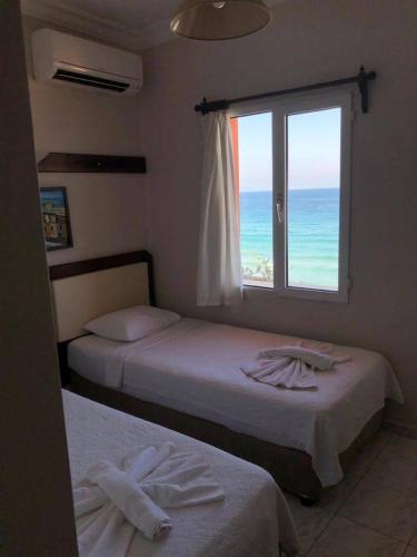 Ladies Beach Hotel — Kusadasi — photo 2