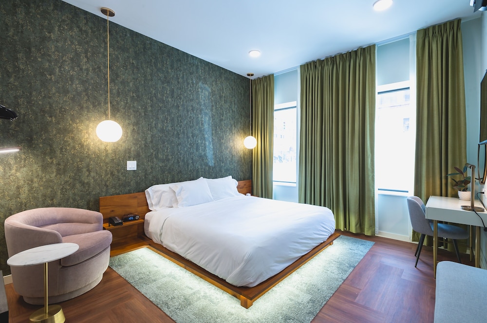The Vault Hotel - photo 5