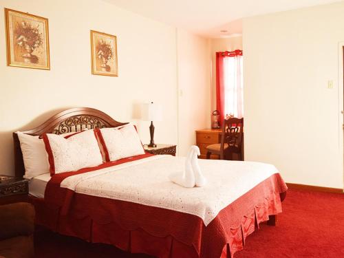 Pressville Hotel & Banquet Hall