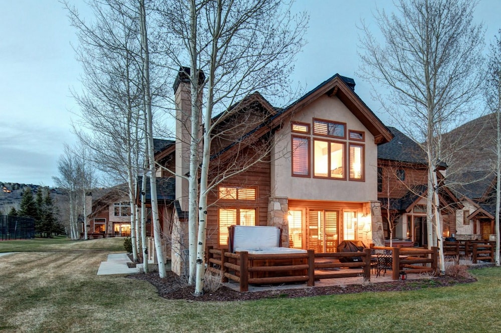 Abode at Silver Oak - featured photo