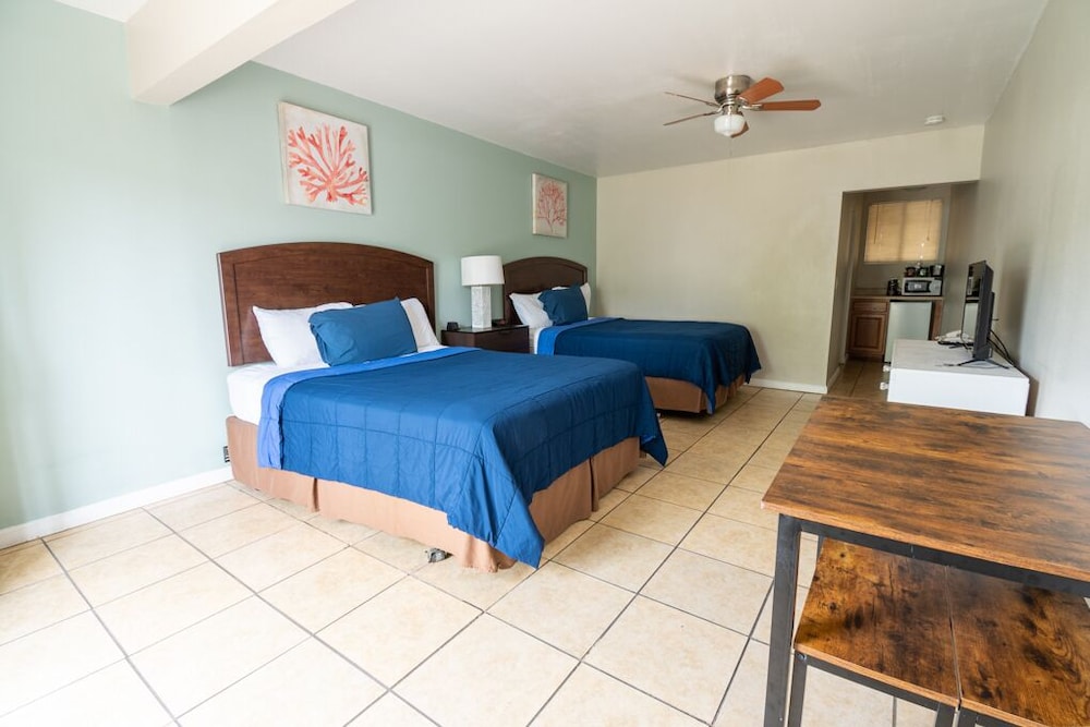 Ocean Villa Inn - photo 31