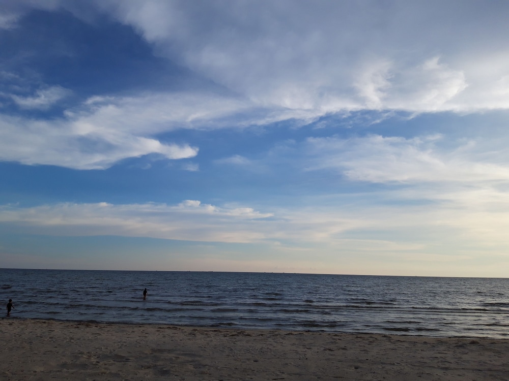 Hula Hula — Koh Kong — photo 4