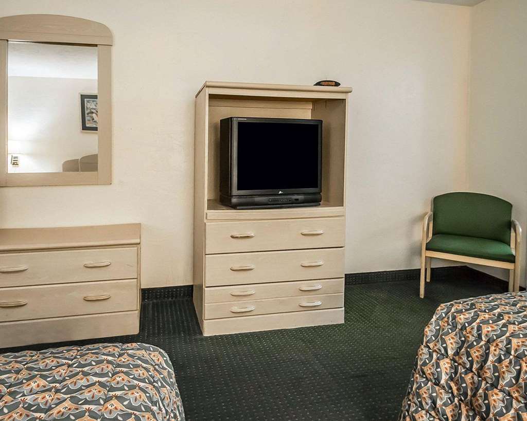Rodeway Inn Gainesville University Area - photo 19