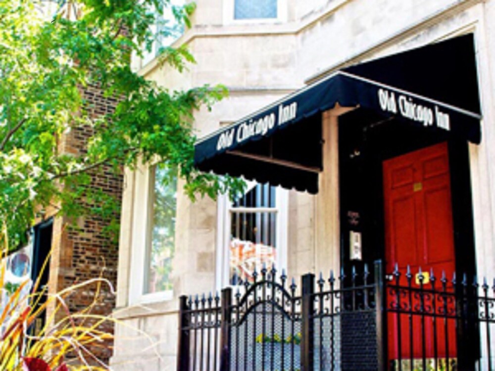 Old Chicago Inn - featured photo