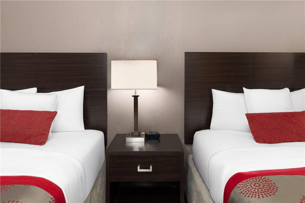 Ramada by Wyndham El Paso - photo 11