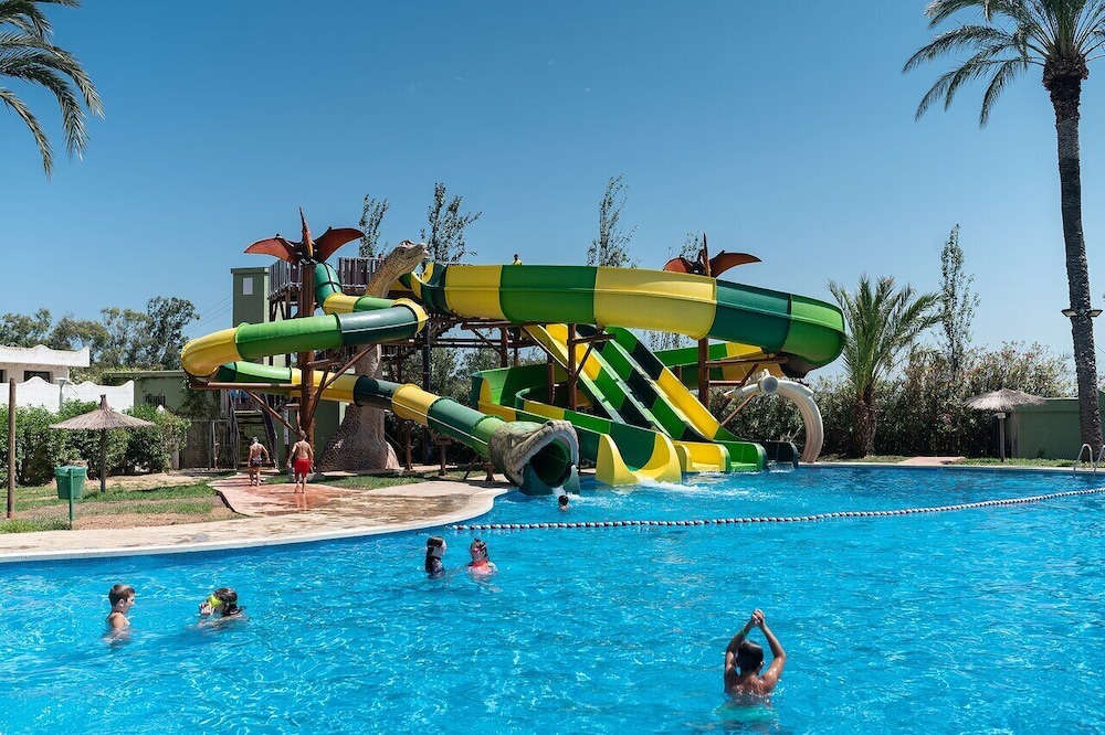 Devesa Gardens Camping Resort — Valencia