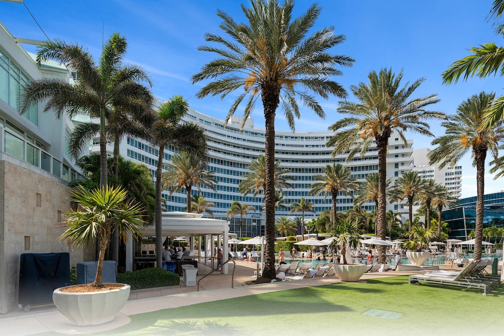 Fontainebleau Miami Beach Private Luxury Suites - photo 412