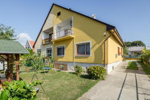 Katica Apartment — Balatonszarszo — photo 2