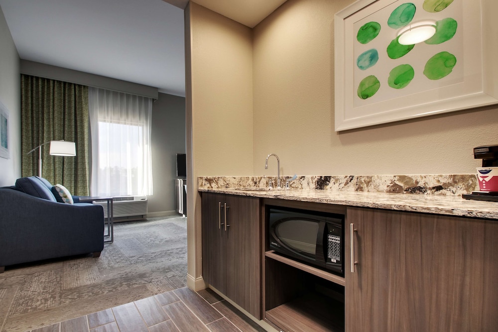 Hampton Inn & Suites Knightdale Raleigh - photo 33