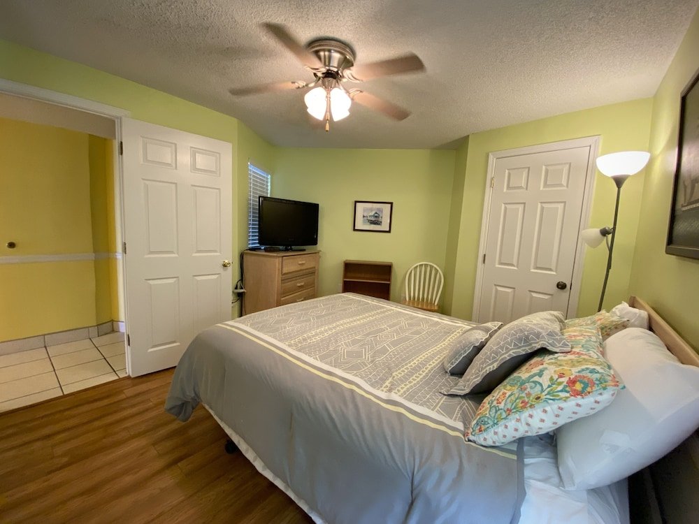 Royal Garden Resort 1507 2 Bedroom Condo by Redawning - photo 3