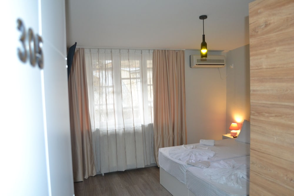 Rustaveli 36 Hotel