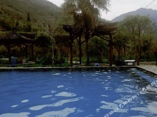 Baijia Hot Spring Hotel in Luqiao, People's Republic of China