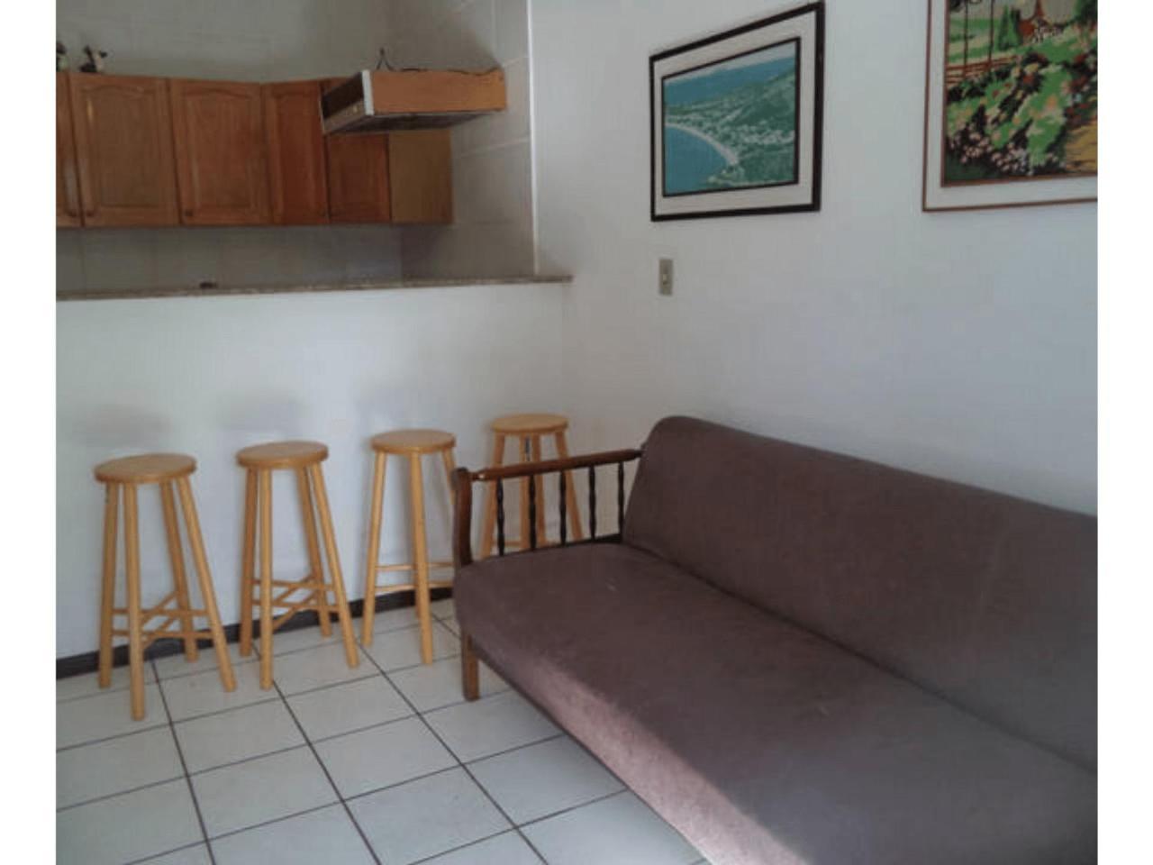 Apartamento de 1 Dormitorio 50 Metros Da Praia de Bombinhas
