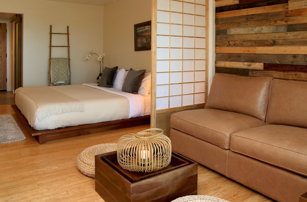 Inn at Moonlight Beach - photo 14
