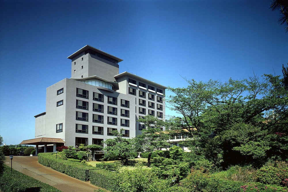 Yukai Resort New Maruya Hotel Bekkan in Kaga, Japan